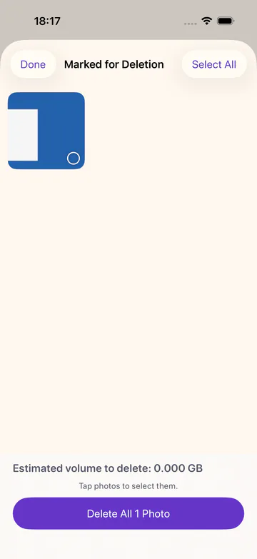 PicToss Marked for Deletion screen with a photo grid, the estimated volume to delete and a Delete button.
